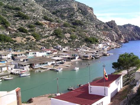 comer en la algameca chica cartagena|La Algameca Chica o la Shanghái de Cartagena, un pequeño。